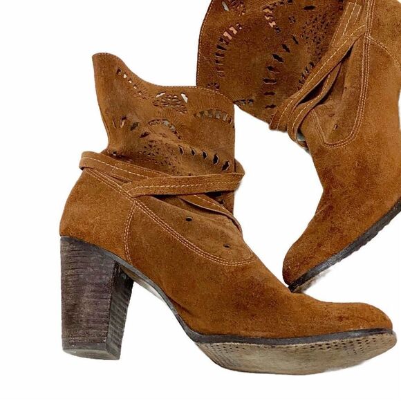 Suede Slouch Booties Luz Da Lua Made In Brazil - Picture 2 of 7